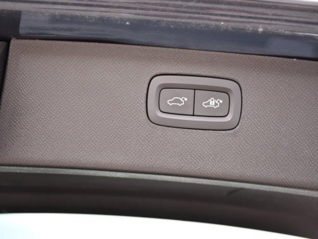 2025 Volvo XC90 B6 Plus 7-Seater 2025.5