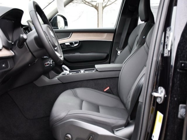 2025 Volvo XC90 B6 Plus 7-Seater 2025.5