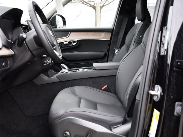 2025 Volvo XC90 B6 Plus 7-Seater 2025.5