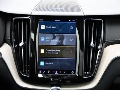 2022 Volvo XC60 B6 Inscription