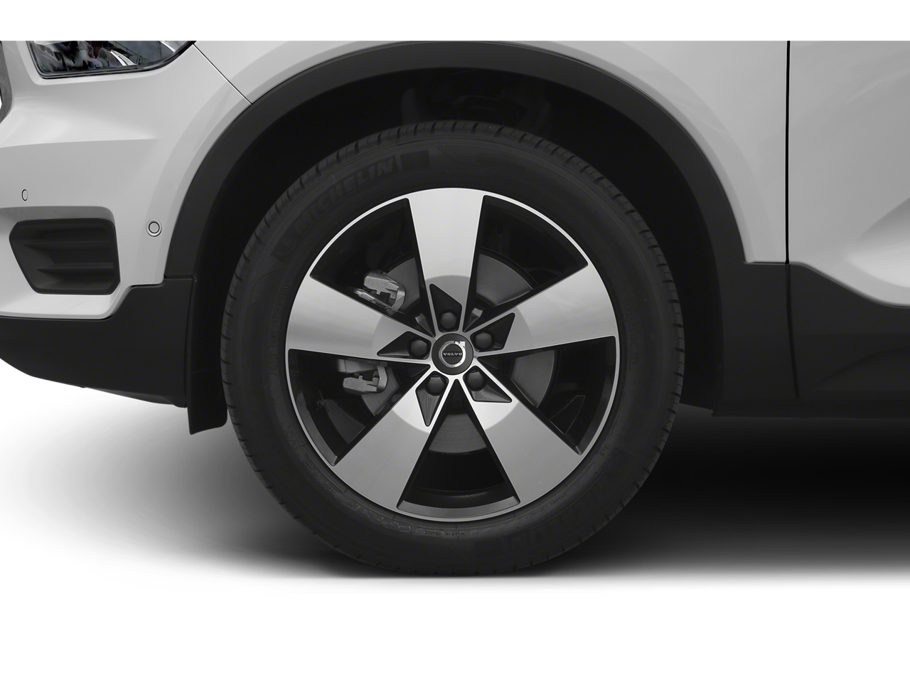 2019 Volvo XC40 Momentum