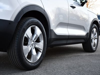 2019 Volvo XC40 Momentum