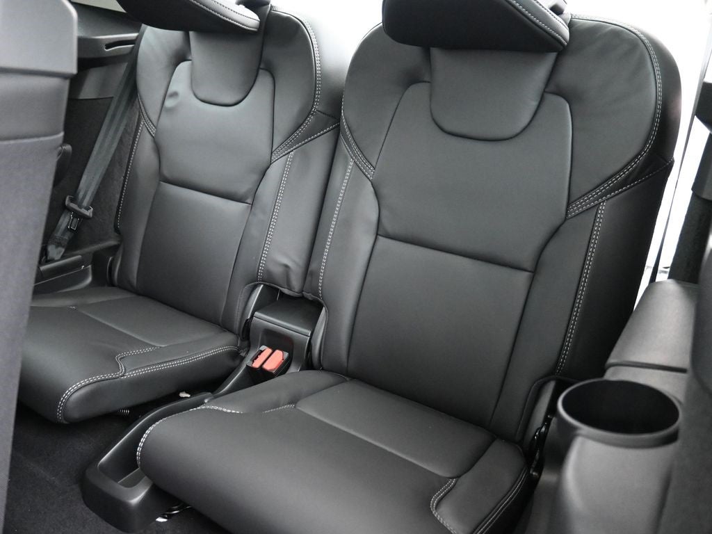 2025 Volvo XC90 Plug-In Hybrid Ultra