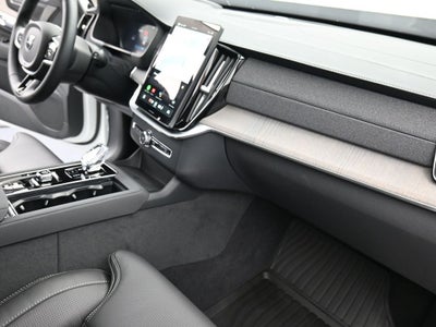 2025 Volvo XC90 Plug-In Hybrid Ultra