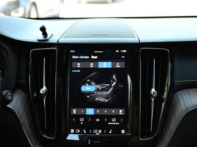 2022 Volvo XC60 B5 Inscription