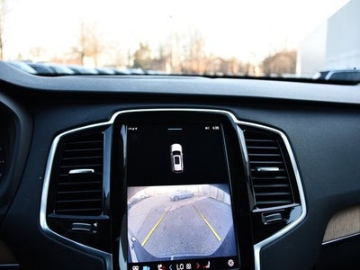 2023 Volvo XC90 B5 Plus