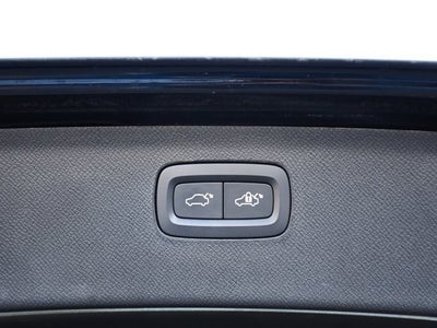 2023 Volvo XC90 B5 Plus