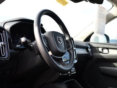 2025 Volvo XC40 B5 Plus Bright Theme