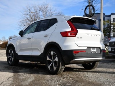 2025 Volvo XC40 B5 Plus Bright Theme