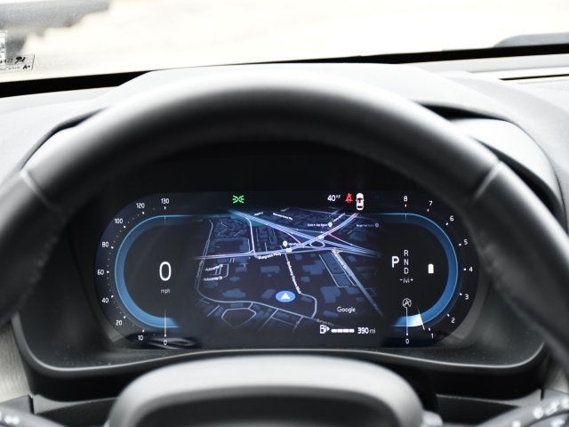 2025 Volvo XC40 B5 Core