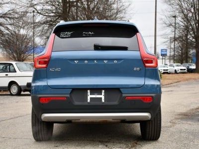 2025 Volvo XC40 B5 Core