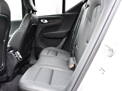 2025 Volvo XC40 B5 Core