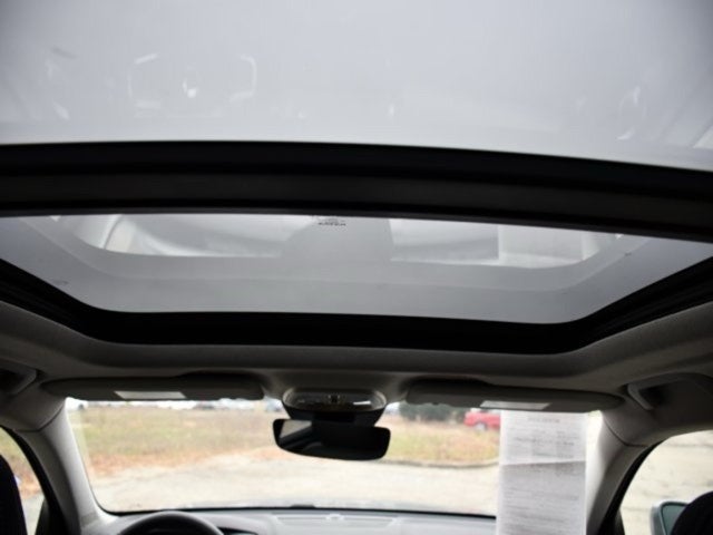 2025 Volvo XC40 B5 Core