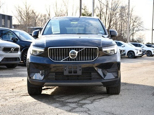 2025 Volvo XC40 B5 Core