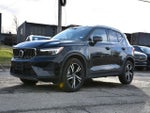 2025 Volvo XC40 B5 Core