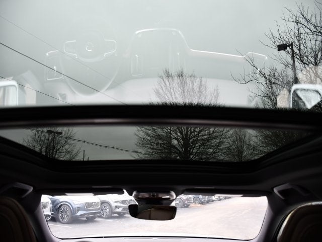 2025 Volvo V60 Cross Country B5 Plus