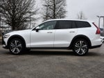 2025 Volvo V60 Cross Country B5 Plus