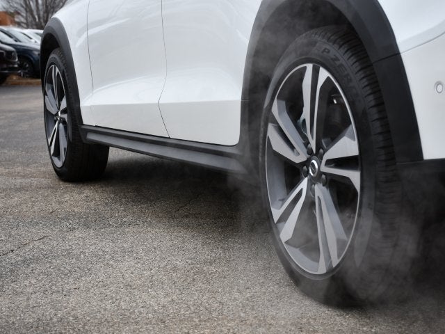 2025 Volvo V60 Cross Country B5 Plus