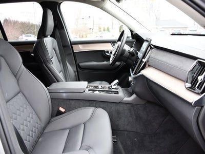 2025 Volvo XC90 B5 Plus 2025.5