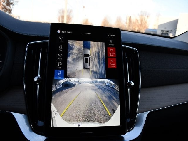 2025 Volvo XC90 B5 Plus 2025.5