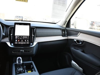 2025 Volvo XC90 B5 Plus 2025.5