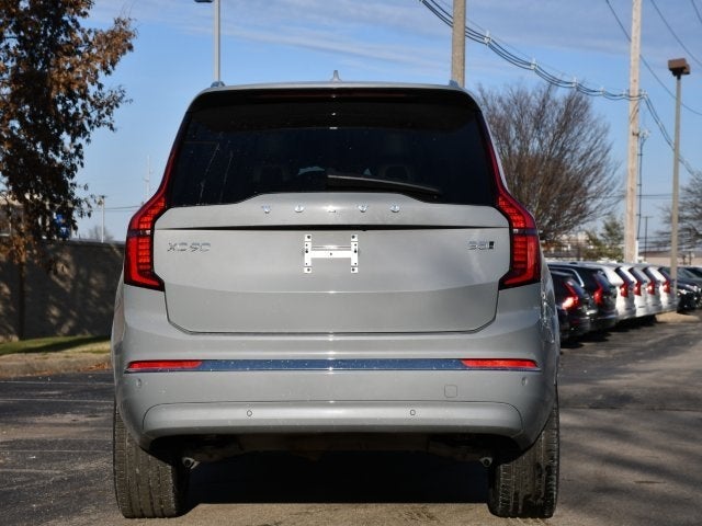 2025 Volvo XC90 B5 Plus 2025.5