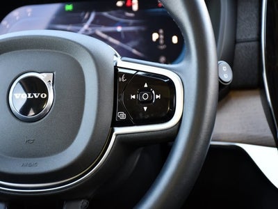 2025 Volvo XC90 B5 Plus 2025.5