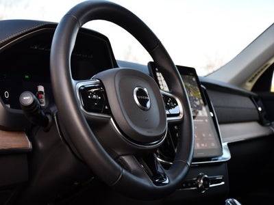 2025 Volvo XC90 B5 Plus 2025.5