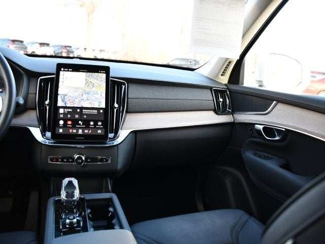 2025 Volvo XC90 B5 Plus 2025.5