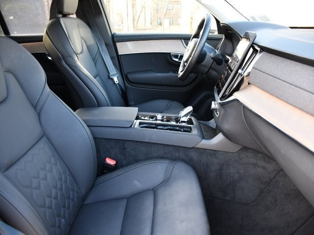 2025 Volvo XC90 B5 Plus 2025.5