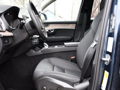 2025 Volvo XC90 B5 Plus 2025.5