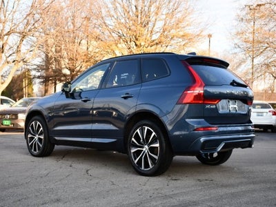 2025 Volvo XC60 B5 Plus
