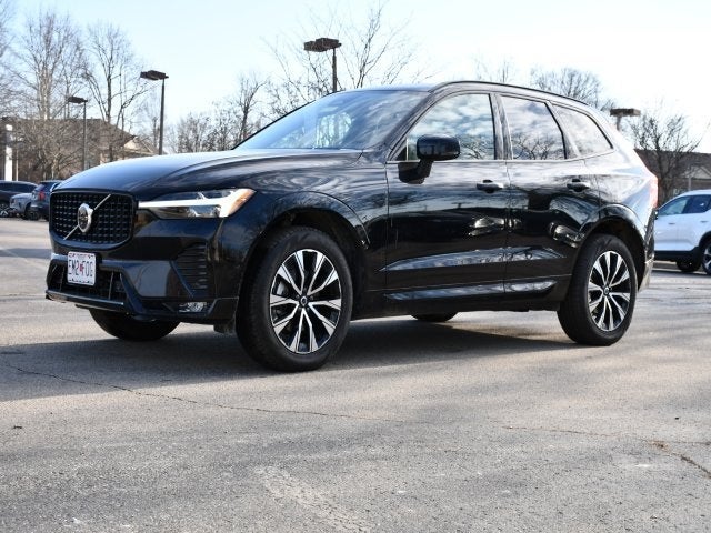 2025 Volvo XC60 B5 Plus