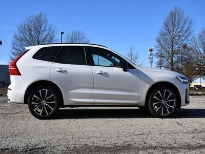 2025 Volvo XC60 B5 Plus