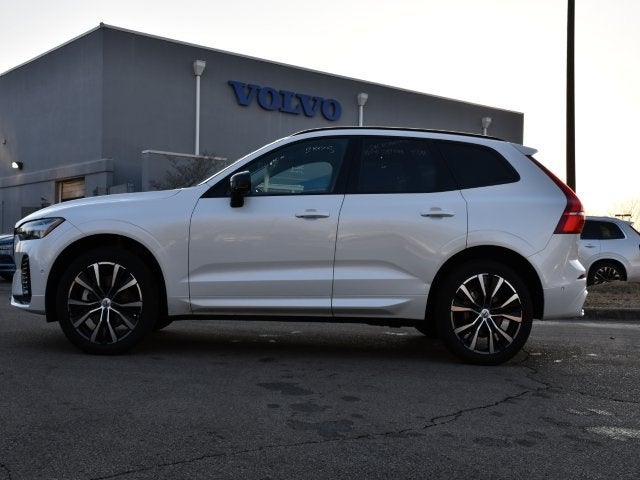2025 Volvo XC60 B5 Plus