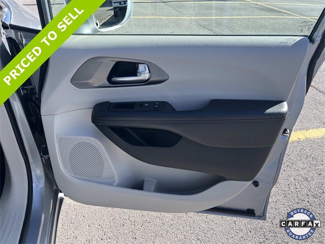 2020 Chrysler Pacifica Touring L